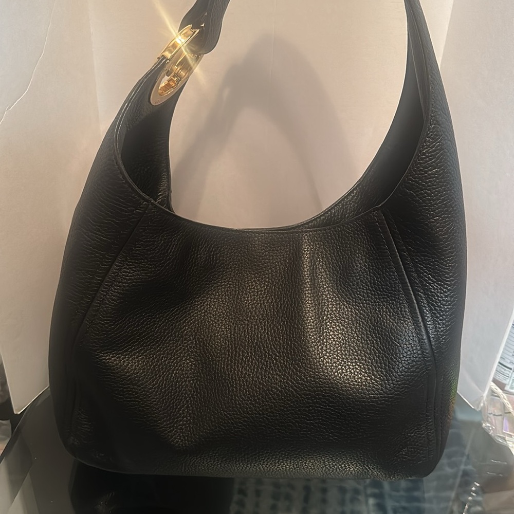 Michael Kors Black Hobo Bag with Textured Leather very good condition. - Picture 3 of 17